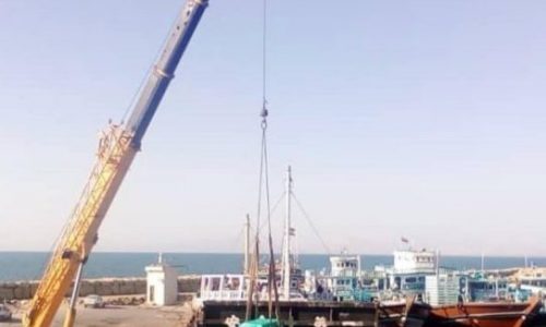 حمل نقل دریایی و کلیه ی خدمات صادرات و بازرگانی به کشور عمان